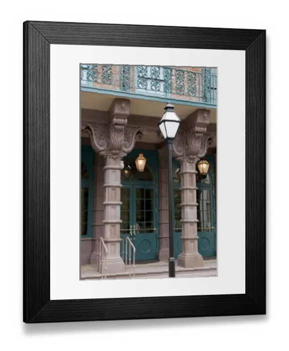 Framed Print : Charleston, South Carolina, USA. Street lamps on the streets of Charleston Framed Print : Charleston, South Carolina, USA. Street lamps on the streets of Charleston