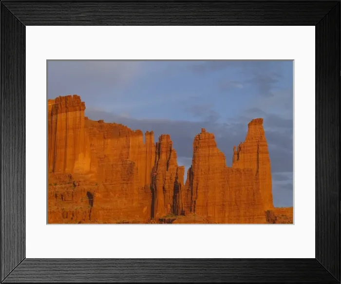 Framed Print : The Fisher Towers in evening light near Moab, Utah, USA Framed Print : The Fisher Towers in evening light near Moab, Utah, USA
