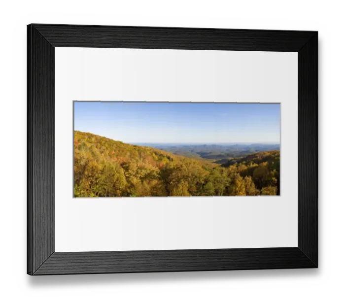 Framed Print : Panoramic view of the Blue Ridge Mountains form the Blue Ridge Parkway in North Carolina Framed Print : Panoramic view of the Blue Ridge Mountains form the Blue Ridge Parkway in North Carolina