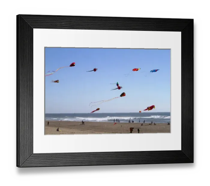 Framed Print : People flying kites along the D River in Lincoln City, Oregon, USA Framed Print : People flying kites along the D River in Lincoln City, Oregon, USA