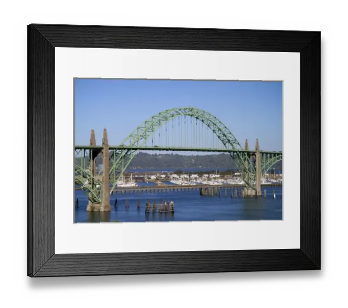 Framed Print : Yaquina Bay Bridge spanning the Yaquina Bay south of Newport, Oregon, USA Framed Print : Yaquina Bay Bridge spanning the Yaquina Bay south of Newport, Oregon, USA