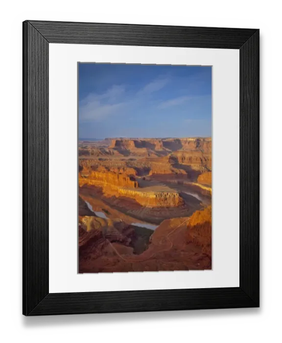 Framed Print : Looking down onto the Colorado River and Canyonlands National Park from Dead Horse