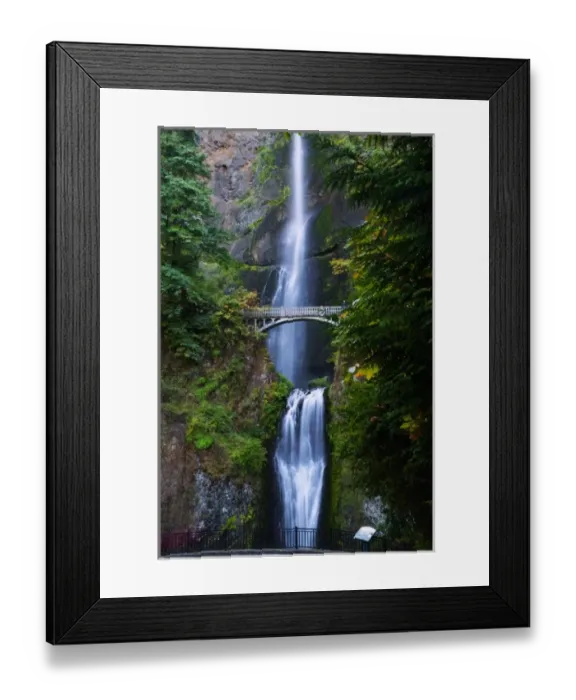 Framed Print : A view of Multnomah Falls in the Columbia River Gorge Scinic Area Framed Print : A view of Multnomah Falls in the Columbia River Gorge Scinic Area