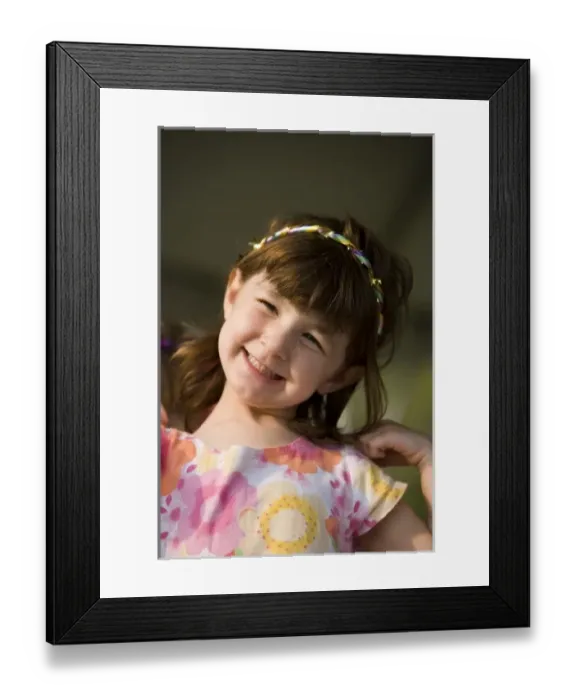 Framed Print : A young girl (AGE 5) at the Quechee Balloon Festival, Quechee, Vermont. (MR) Framed Print : A young girl (AGE 5) at the Quechee Balloon Festival, Quechee, Vermont. (MR)