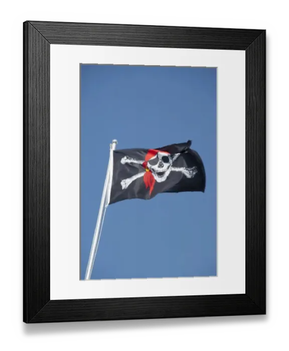Framed Print : North Carolina, Beaufort. Pirate flag, skull and crossed bones (aka Jolly Roger)