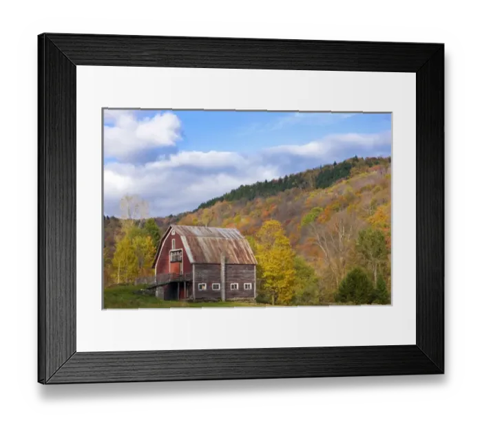 Framed Print : A barn in Vermonts Green Mountains. Hancock, Vermont