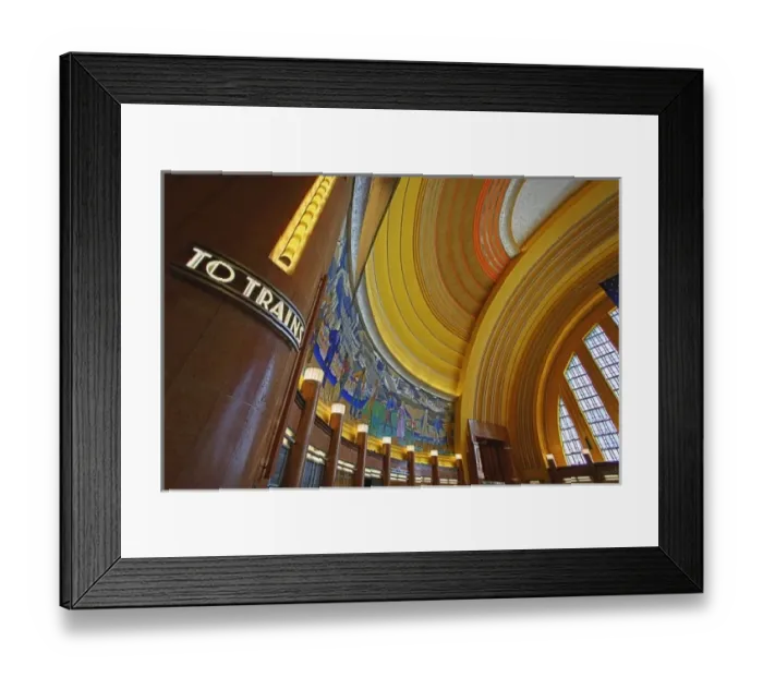 Framed Print : Art deco architectural details and American flag in rotunda of Cincinnati Museum Framed Print : Art deco architectural details and American flag in rotunda of Cincinnati Museum