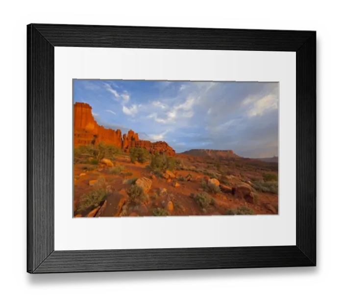 Framed Print : The Fisher Towers in evening light near Moab, Utah, USA Framed Print : The Fisher Towers in evening light near Moab, Utah, USA
