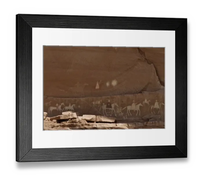 Framed Print : Canyon de Chelly, Arizona, United States. Navajo Nation. Old petroglyphs and ruins Framed Print : Canyon de Chelly, Arizona, United States. Navajo Nation. Old petroglyphs and ruins