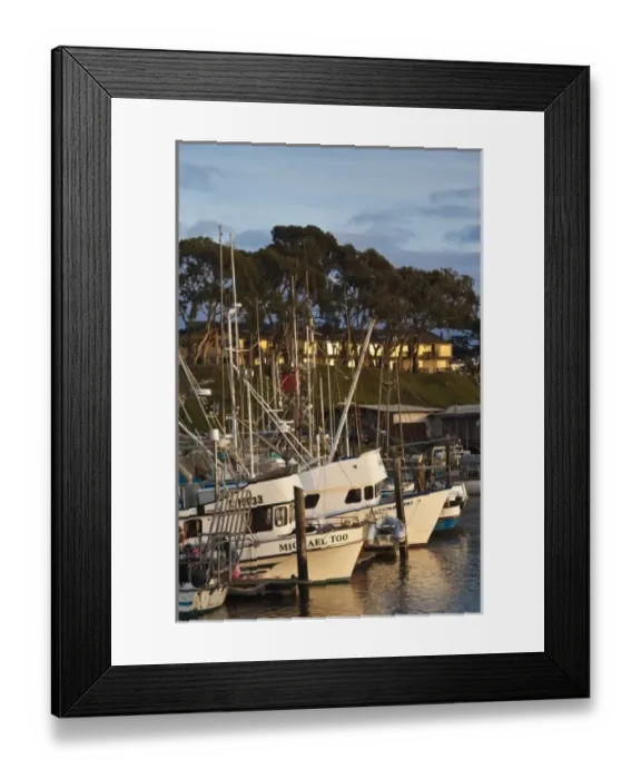 Framed Print : USA, California, Southern California, Morro Bay, harbor, dusk Framed Print : USA, California, Southern California, Morro Bay, harbor, dusk