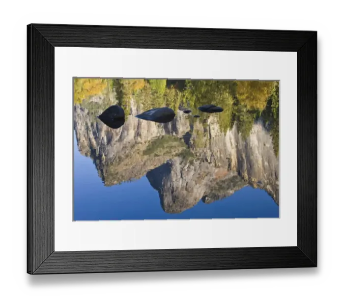 Framed Print : USA, Yosemite National Park, California. Cathedral Rocks reflect in the calm waters