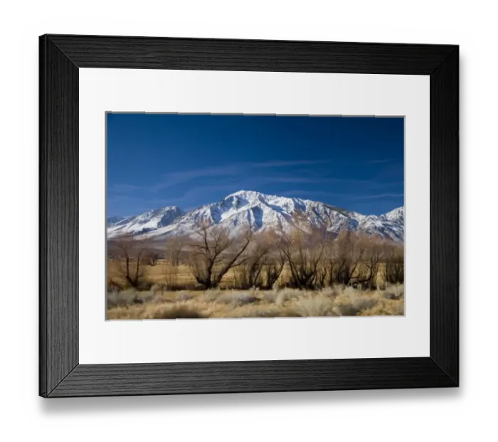 Framed Print : California, USA. Stunning roadside views of snowcapped Sierra Nevada Mountains outside