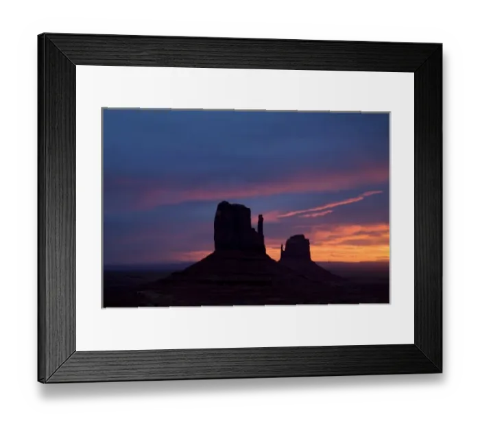 Framed Print : AZ, Monument Valley, The Mittens, at sunrise Framed Print : AZ, Monument Valley, The Mittens, at sunrise