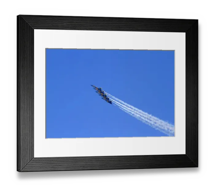 Framed Print : The Blue Angels FA-18 Hornets fly in formation above Pensacola, Florida, USA Framed Print : The Blue Angels FA-18 Hornets fly in formation above Pensacola, Florida, USA
