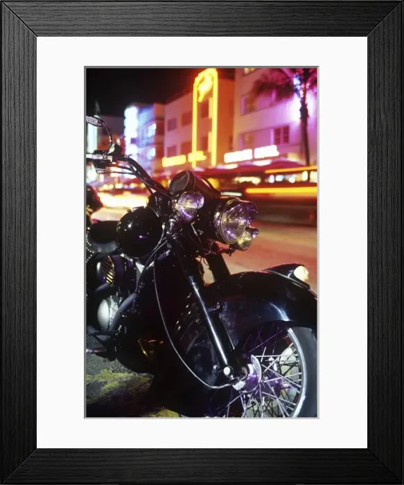 Framed Print : Ocean Drive, South Beach, Miami Beach, Florida, USA Framed Print : Ocean Drive, South Beach, Miami Beach, Florida, USA