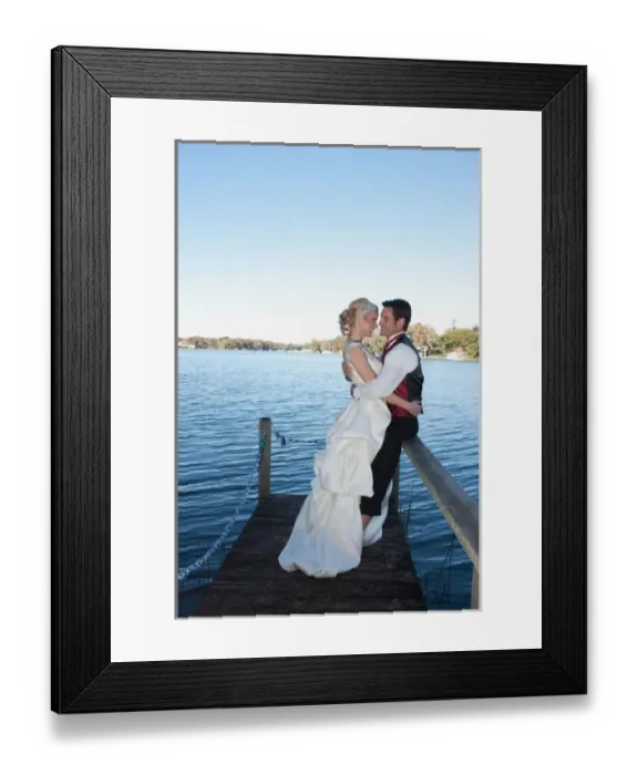 Framed Print : Bridal Couple (MR) Framed Print : Bridal Couple (MR)