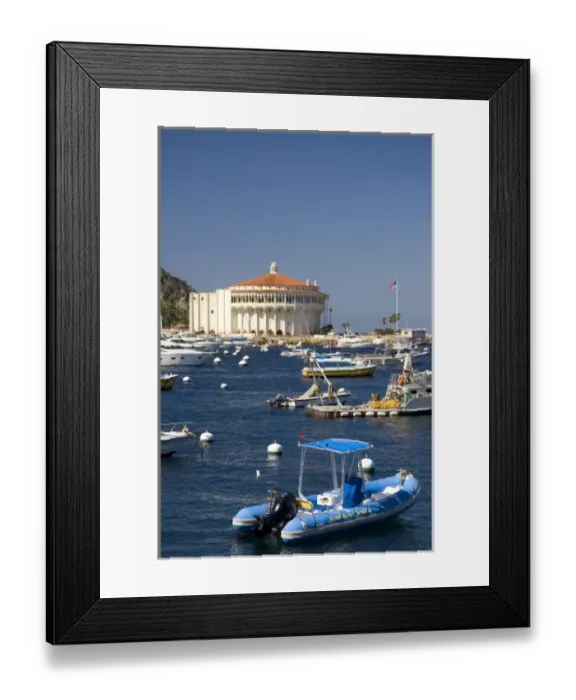 Framed Print : The Catalina Casino and Avalon harbor on Catalina Island, California, USA Framed Print : The Catalina Casino and Avalon harbor on Catalina Island, California, USA