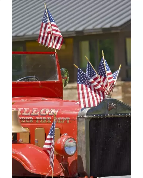 USA, Colorado, Frisco. Vintage fire truck decorated for July 4th paradeFred J. Lord