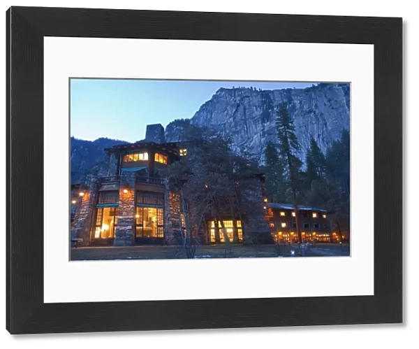 Historic Ahwahnee Lodge in Yosemite National Park, California, USA