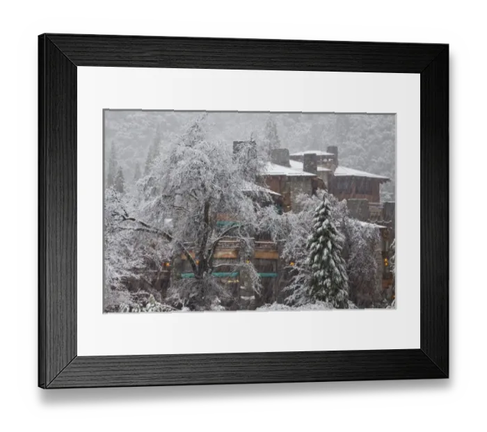 Framed Print : Historic Ahwahnee Lodge in Yosemite National Park, California, USA Framed Print : Historic Ahwahnee Lodge in Yosemite National Park, California, USA