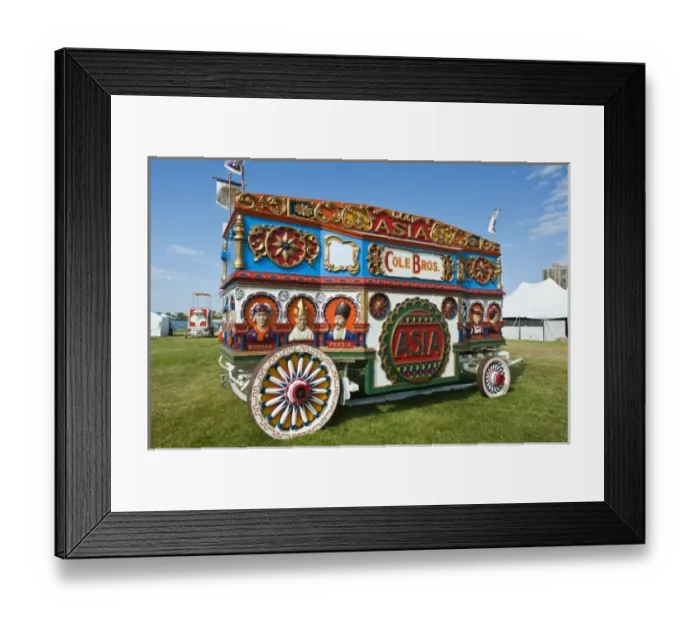 Framed Print : Milwaukee, Wisconsin. Historic circus wagons at the annual Great CIrcus Parade Framed Print : Milwaukee, Wisconsin. Historic circus wagons at the annual Great CIrcus Parade