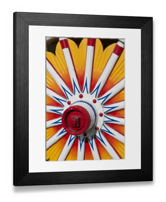 Framed Print : Milwaukee, Wisconsin. Historic circus wagons at the annual Great CIrcus Parade