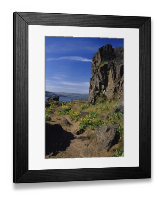 Framed Print : NA, USA, Washington. Horsethief Butte is made up of a series of lava flows, visible in the cliffs