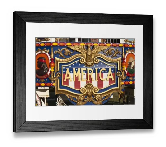 Framed Print : Milwaukee, Wisconsin. Historic circus wagons at the annual Great CIrcus Parade
