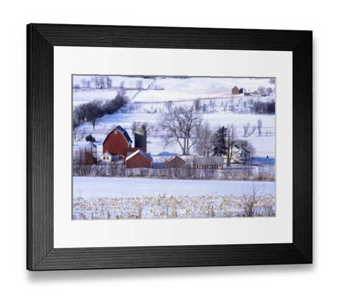 Framed Print : Winter farm scene in central Wisconsin Framed Print : Winter farm scene in central Wisconsin