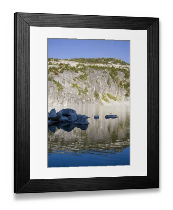 Framed Print : WA, Alpine Lakes Wilderness, Upper Robin Lake, Reflections