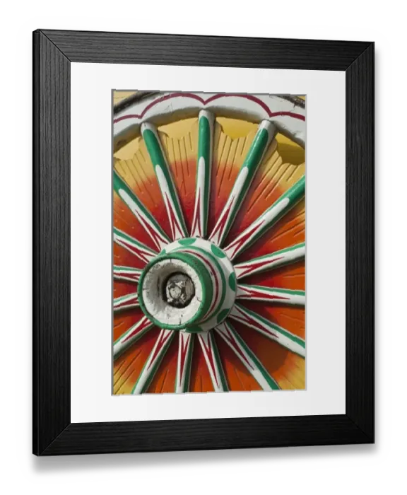 Framed Print : Milwaukee, Wisconsin. Historic circus wagons at the annual Great CIrcus Parade Framed Print : Milwaukee, Wisconsin. Historic circus wagons at the annual Great CIrcus Parade