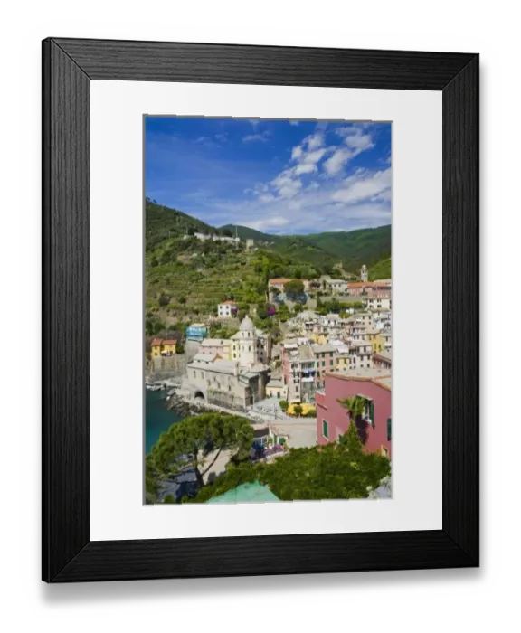 Framed Print : Italy, Cinque Terre, Vernazza, Hillside Town of Vernazza