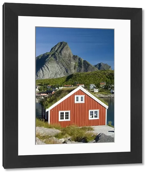 Europe, Norway, Lofoten. Rorbu (traditional fishermans hut) in Reine