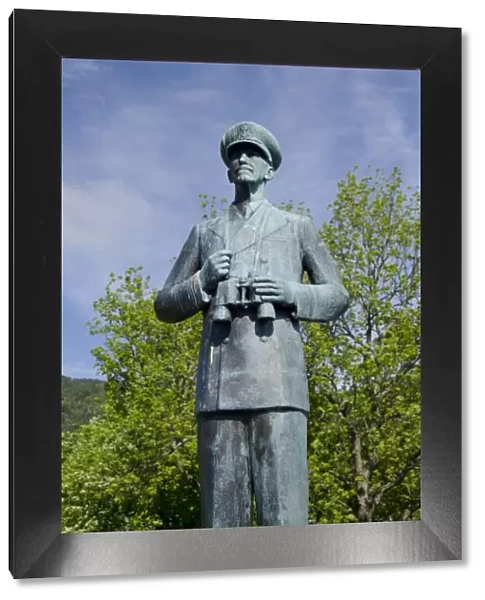 Norway, Bergen, Bergenhus Castle. Statue of King Haakon VII (Kong Haakon)