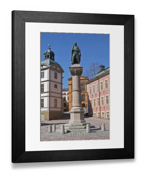 Framed Print : The red pink Stenbockska Palatset on Riddarholmen, seat of the Regeringsratten court Framed Print : The red pink Stenbockska Palatset on Riddarholmen, seat of the Regeringsratten court