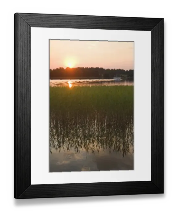 Framed Print : Grisslehamn, Sweden. Summer house on the Swedish coast just outside of Stockholm