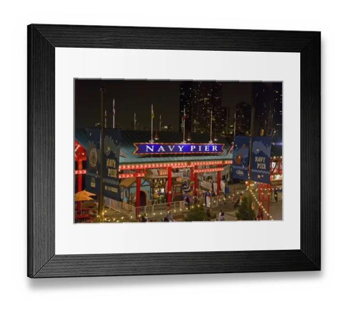 Framed Print : Viewing the Navy Pier in Chicago Framed Print : Viewing the Navy Pier in Chicago