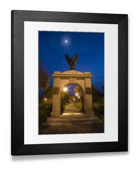 Framed Print : USA; Georgia; Savannah. Entrance to the historical Colonial Park Cemetery