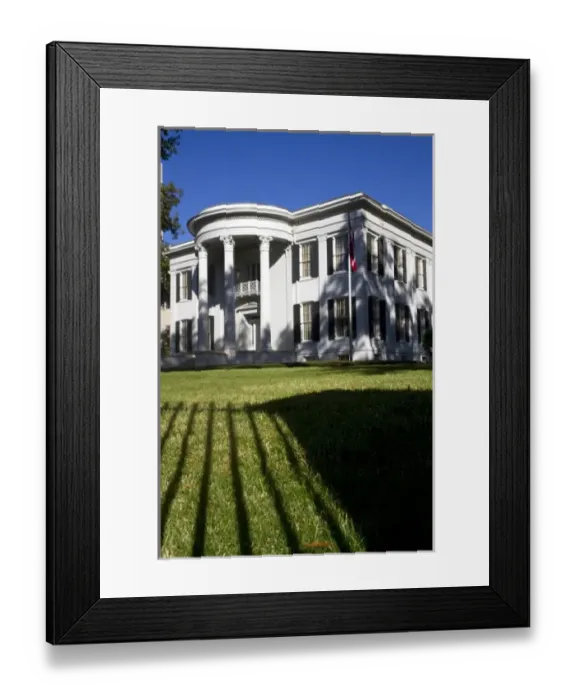 Framed Print : The Mississippi Governors Mansion in Jackson, Mississippi, USA
