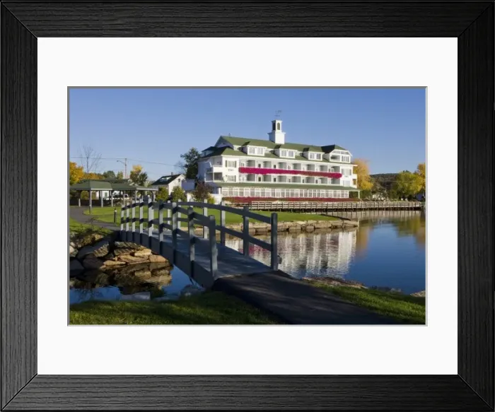 Framed Print : Bay Point at Mill Falls in Meredith, New Hampshire Framed Print : Bay Point at Mill Falls in Meredith, New Hampshire