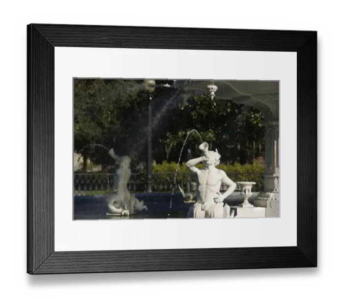 Framed Print : USA, Georgia, Savannah, Forsythe Park fountain