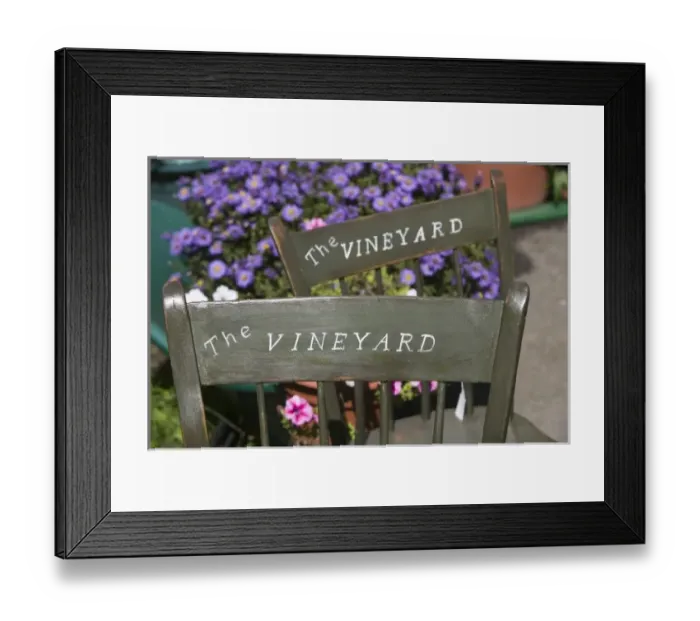 Framed Print : USA, MASSACHUSETTS, Marthas Vineyard: North Tisbury, Vineyard Chairs