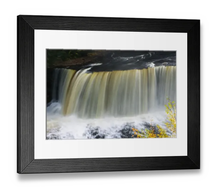 Framed Print : USA, Michigan, Upper Peninsula, Tahquamenon Falls State Park: Tahquamenon Falls