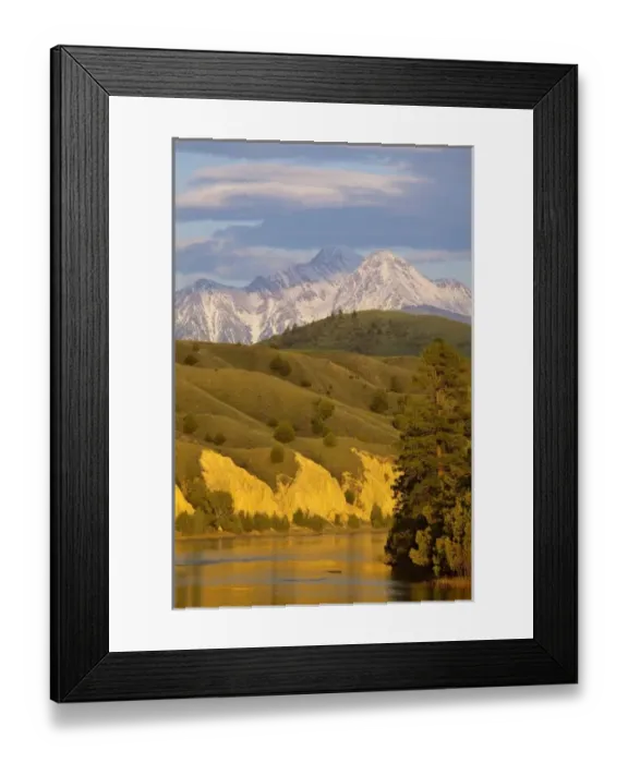 Framed Print : Mission Mountains loom over the Flathead River in Mission Valley, Montana, USA Framed Print : Mission Mountains loom over the Flathead River in Mission Valley, Montana, USA