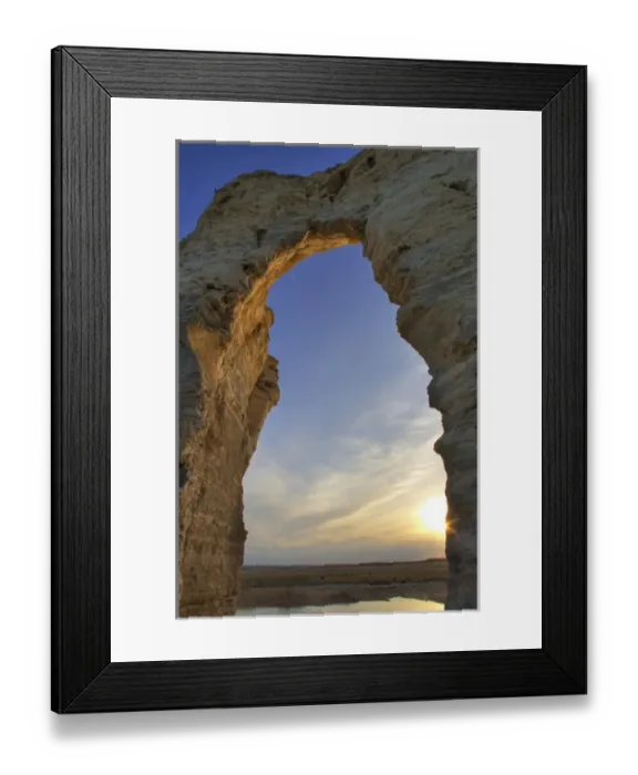 Framed Print : The Keyhole of the Monument Rocks aka Chalk Pyramids in western Kansas