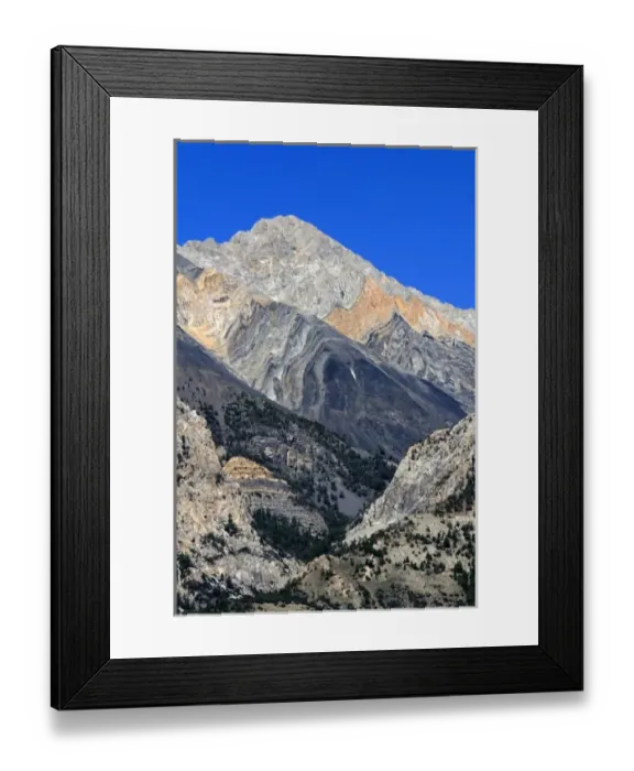 Framed Print : Borah Peak (also known as Mount Borah) the highest mountain in Idaho Framed Print : Borah Peak (also known as Mount Borah) the highest mountain in Idaho