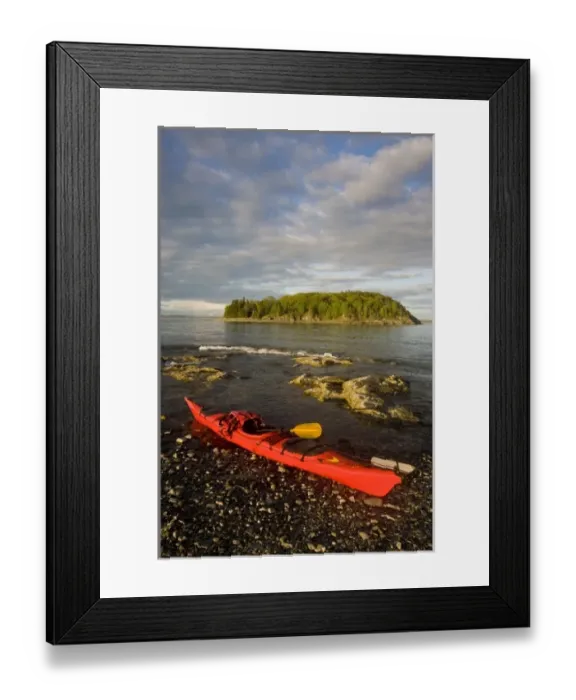 Framed Print : A kayak in the Porcupine Islands in Maines Acadia National Park. Bar Harbor Framed Print : A kayak in the Porcupine Islands in Maines Acadia National Park. Bar Harbor