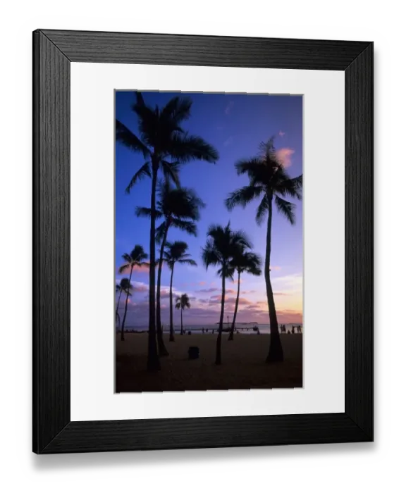 Framed Print : Sunset on Waikiki beach Oahu, Hawaii, USA Framed Print : Sunset on Waikiki beach Oahu, Hawaii, USA