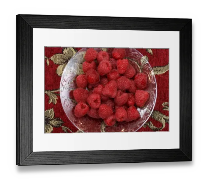 Framed Print : Bowl of raspberries