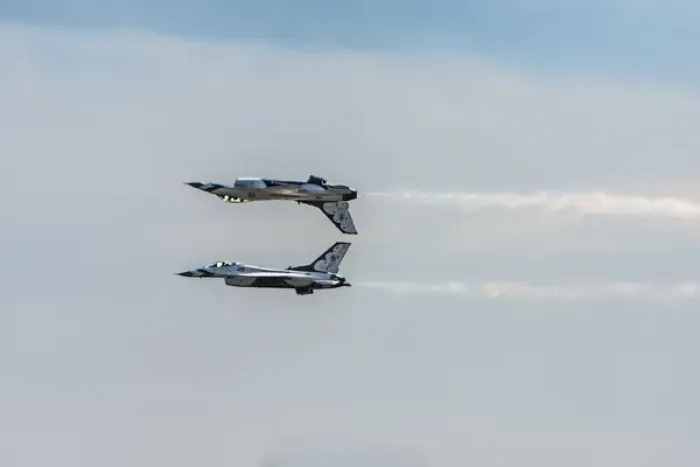 Framed Print : 2 Thunderbird jets mirroring, one upside down Framed Print : 2 Thunderbird jets mirroring, one upside down